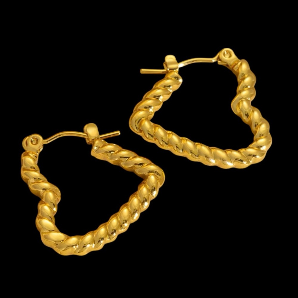 Fashion Jewelry Gold Twisted Heart Hoop Earrings